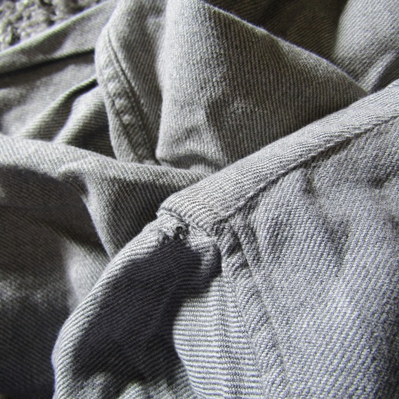 Victorinox Shirt Mens M Flannel Twill Camp Hiking Utility Outdoors Casual - Picture 6 of 9